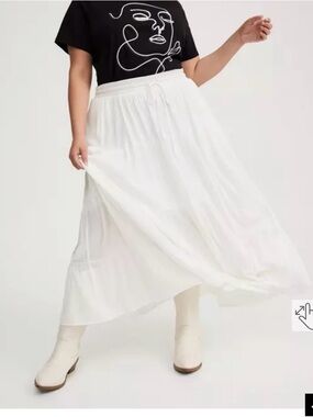 Flowy White Maxi Skirt with Elastic Waist